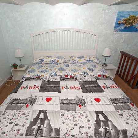 Taorminaxos Apartment Giardini Naxos Bagian luar foto