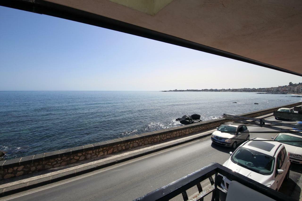 Taorminaxos Apartment Giardini Naxos Bagian luar foto