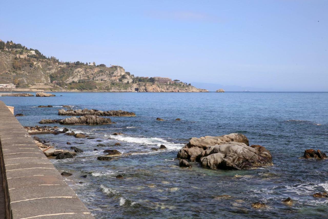 Taorminaxos Apartment Giardini Naxos Bagian luar foto